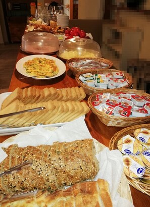 Petit déjeuner buffet