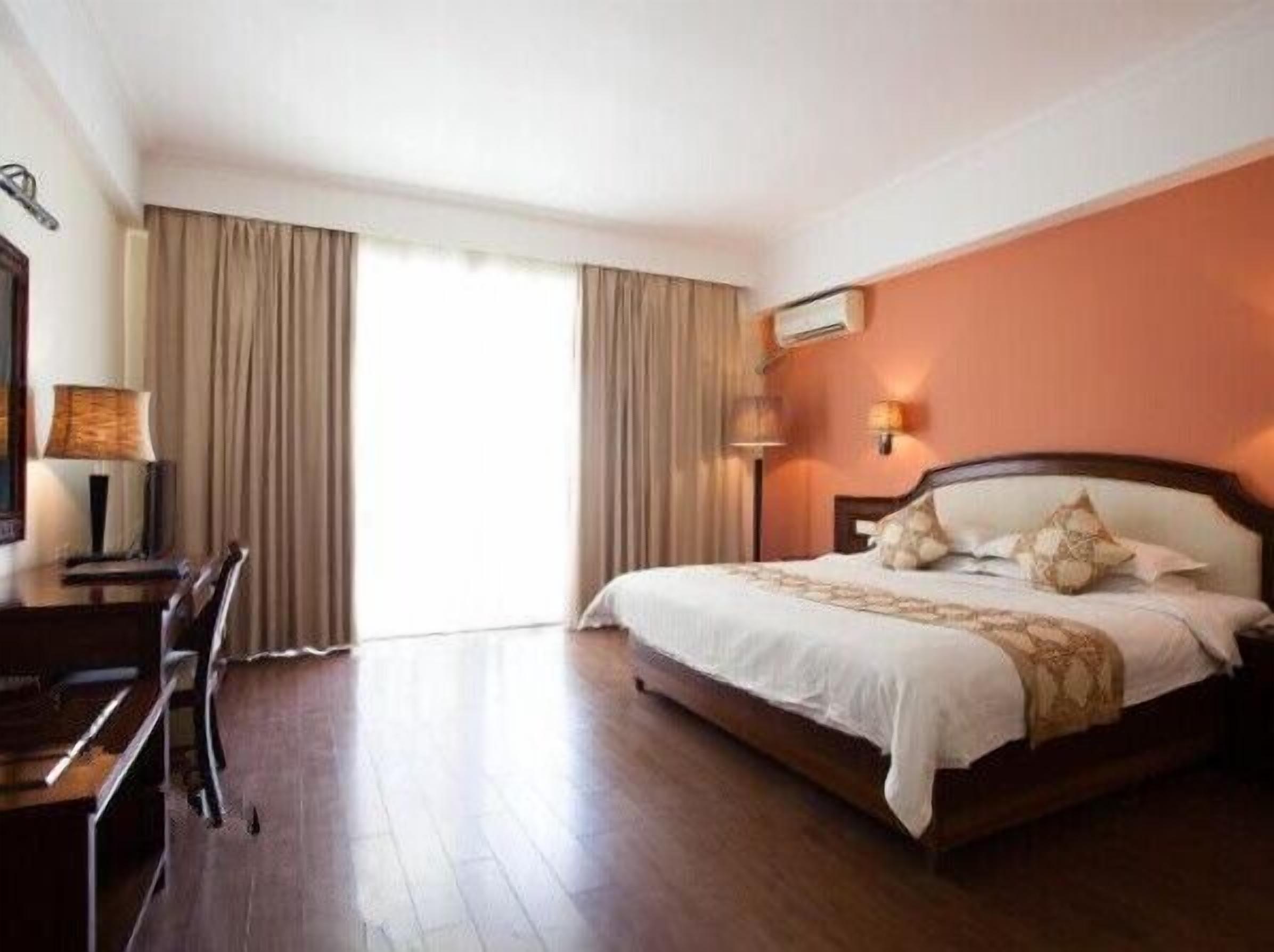 Minibar, soundproofing, iron/ironing board, rollaway beds