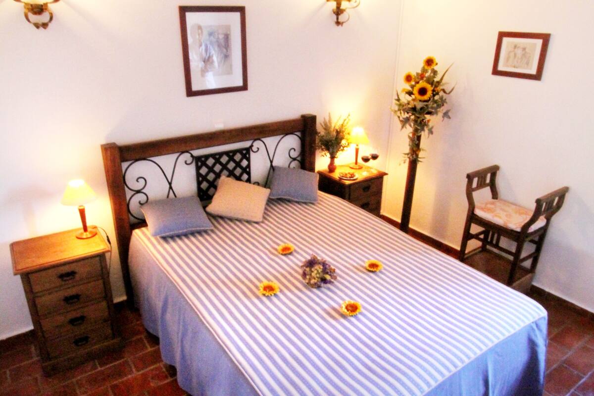 superior double or twin room | 1 bedroom, soundproofing, bed sheets