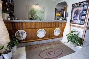 Check-in/check-out kiosk - La Tripergola (Pozzuoli)