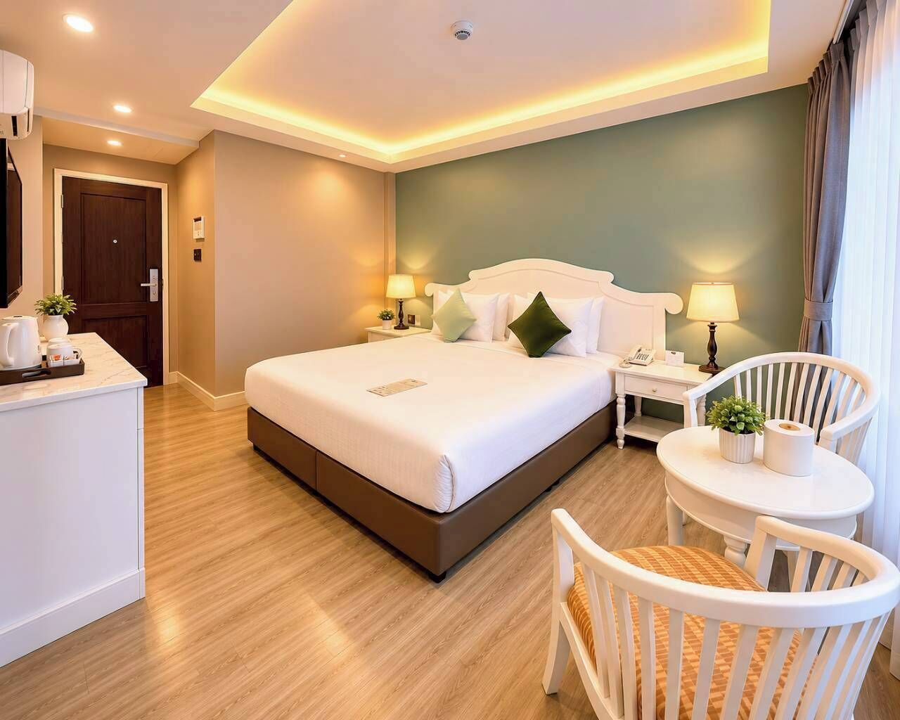 Grand Deluxe Room | Minibar, caja fuerte, escritorio y wifi gratis