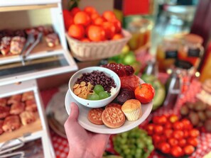 Breakfast buffet - Hotel Merlini (Florence)