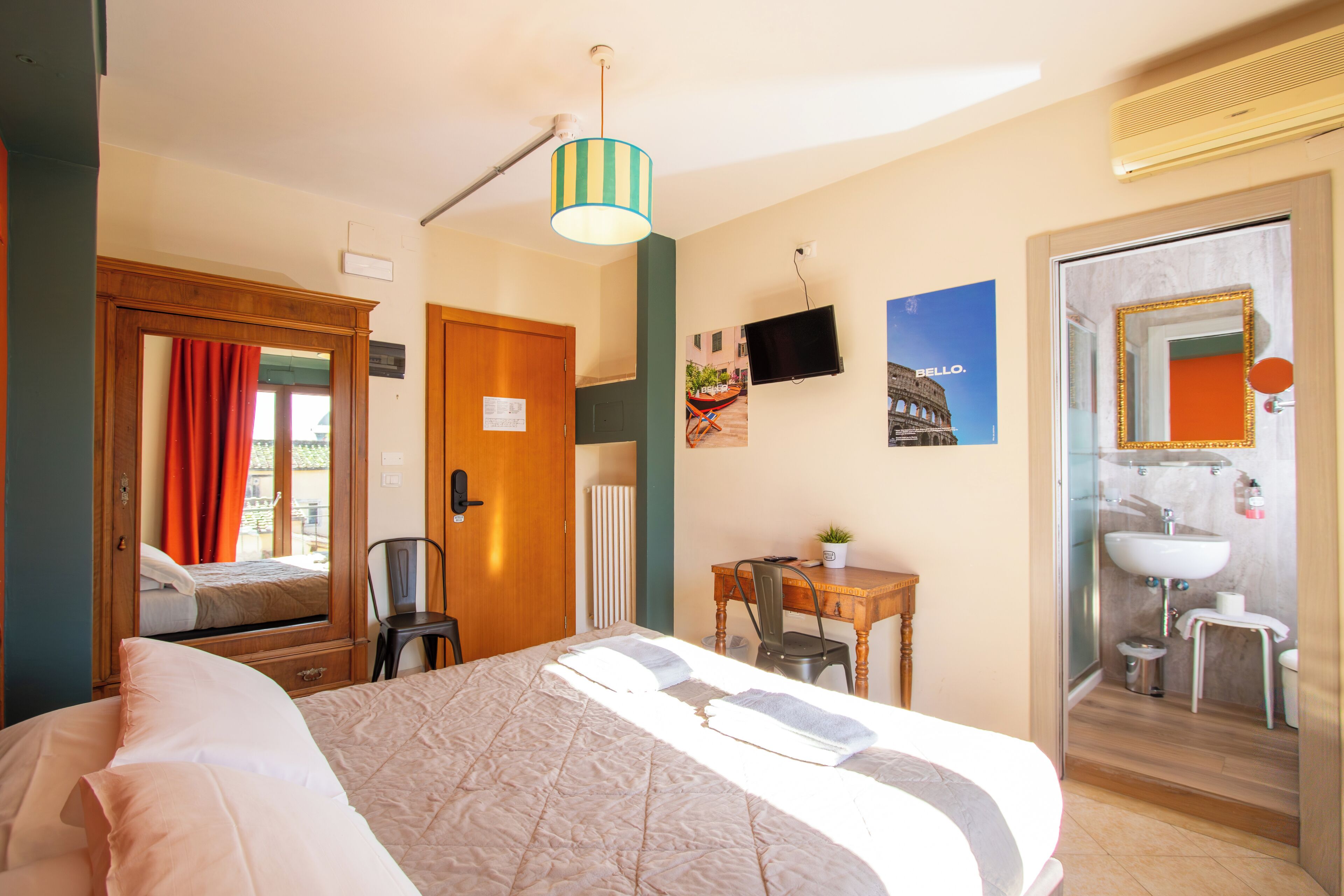 Double or Twin Room | In-room safe, desk, iron/ironing board, free WiFi