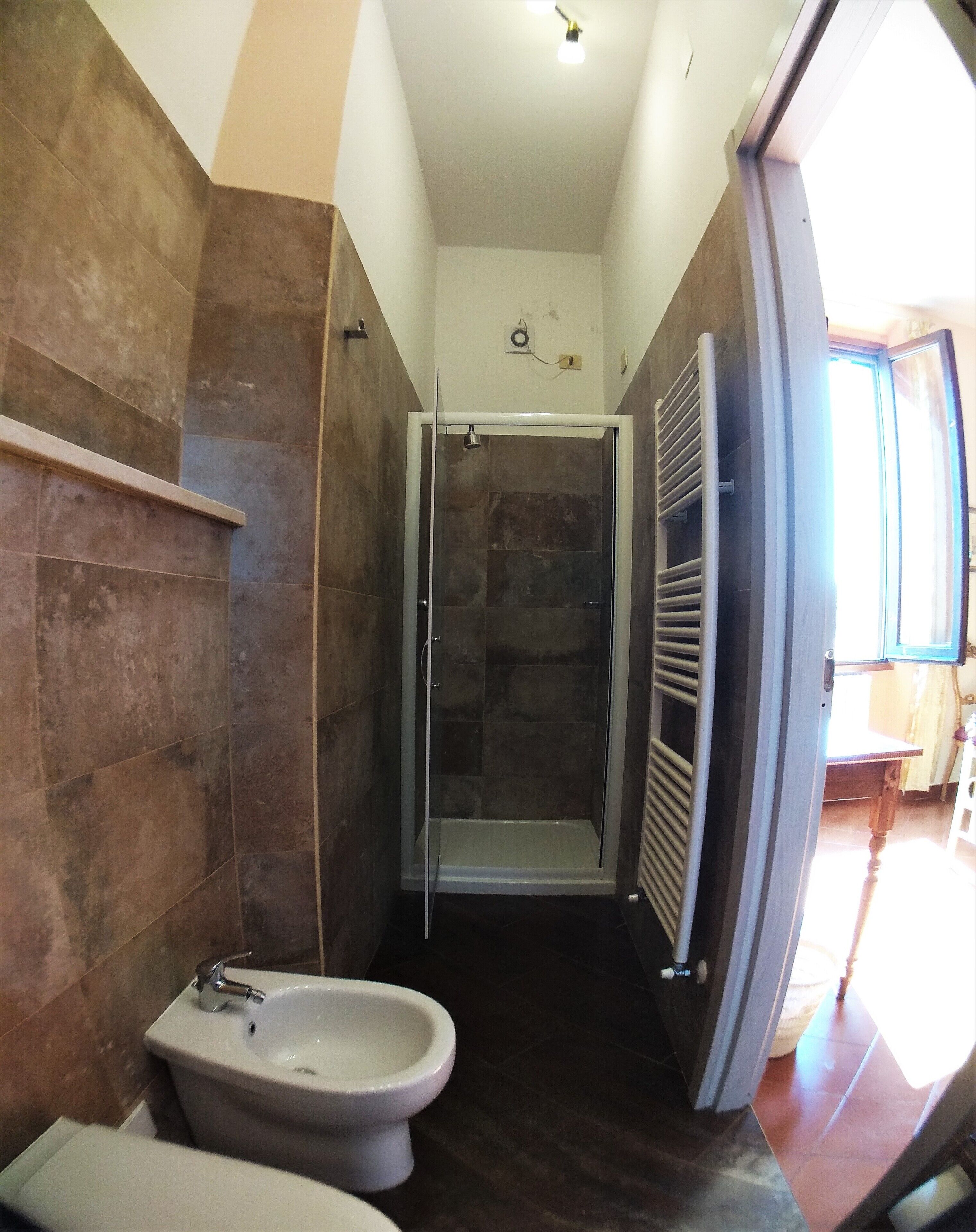 double room, 1 queen bed | bathroom | shower, free toiletries, hair dryer, bidet