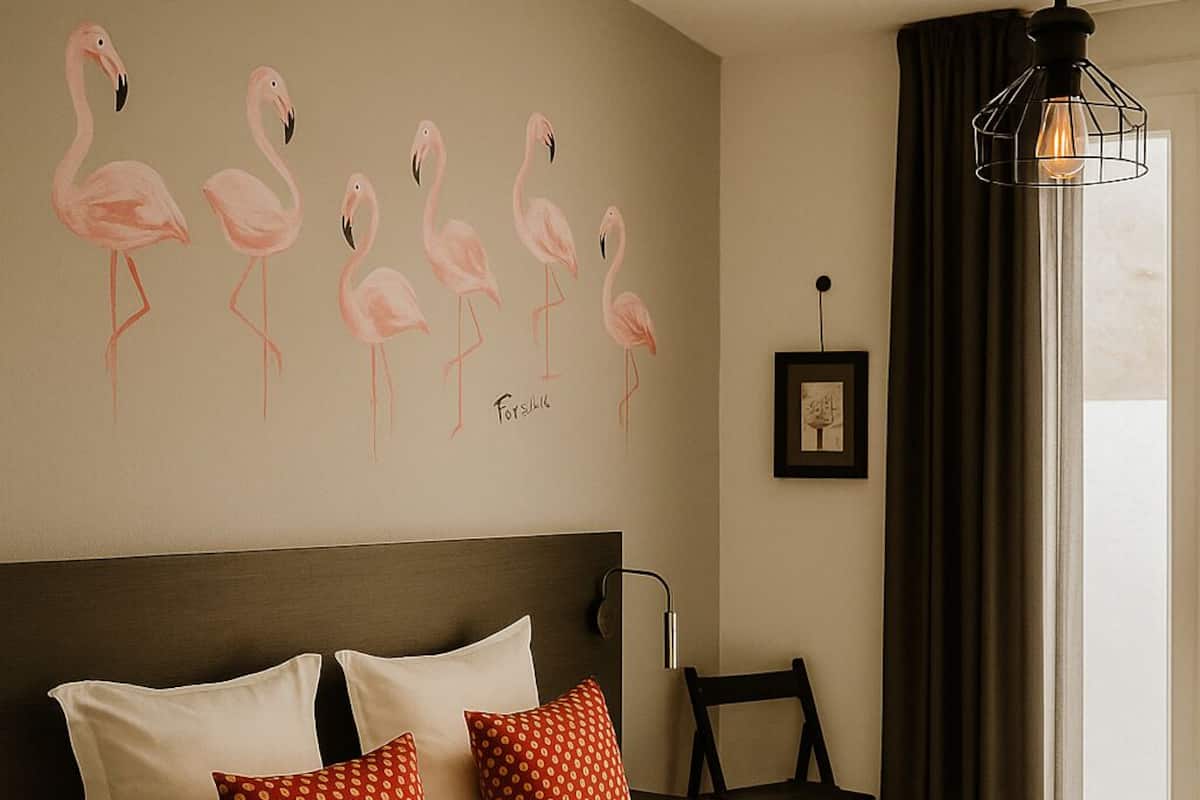 Phòng Superior, bồn tắm thủy lực | Bộ đồ giường cao cấp, nệm Select Comfort, két bảo mật tại phòng