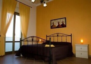 Desk, cots/infant beds, rollaway beds, free WiFi