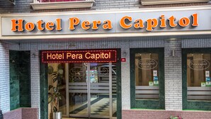 Porch - Pera Capitol (Istanbul)
