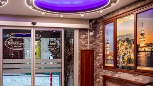 Reception - Pera Capitol (Istanbul)