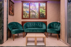 Reception - Pera Capitol (Istanbul)