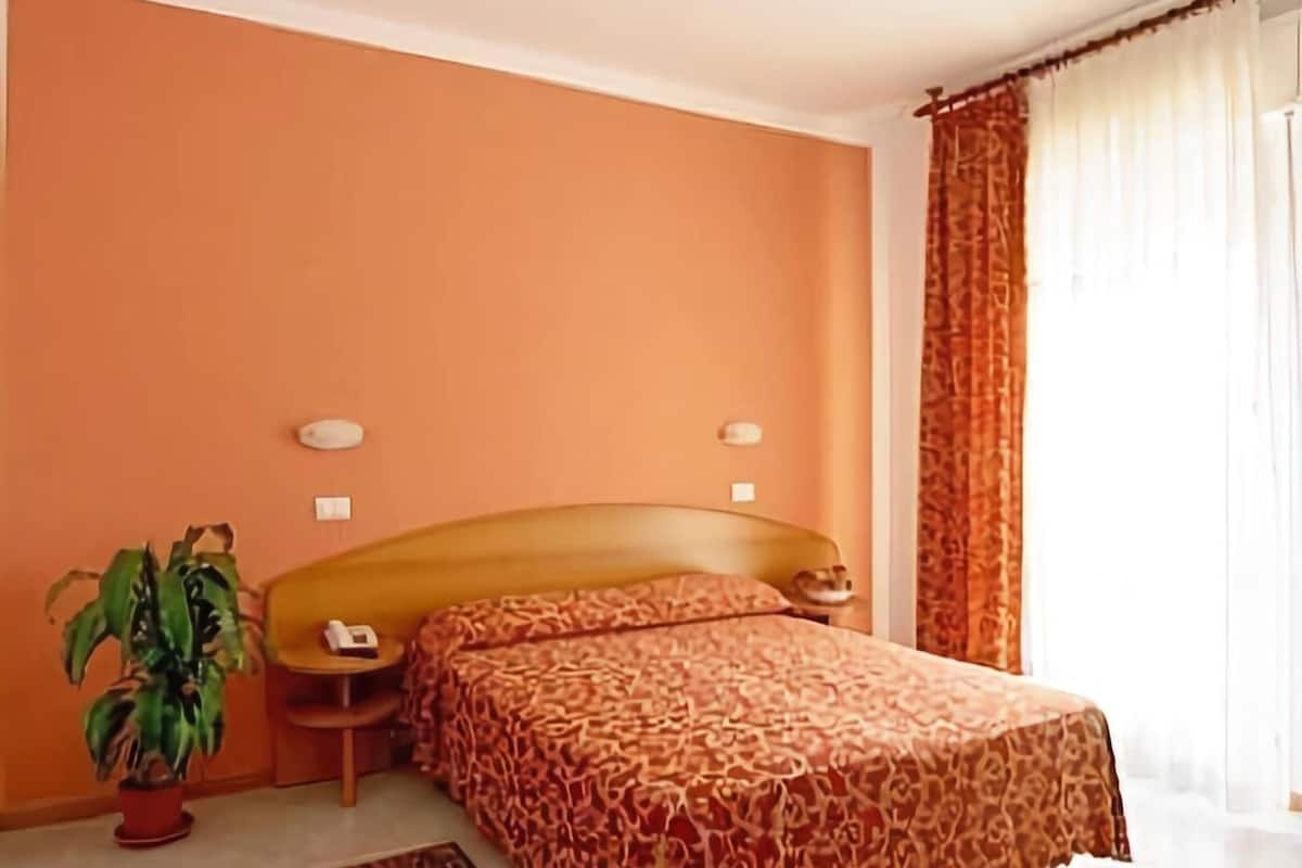 Een kluis op de kamer, babybedden, extra bedden, gratis wifi
