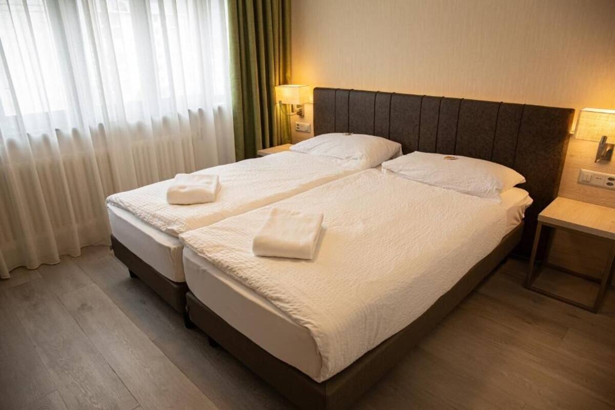 Minibar, in-room safe, rollaway beds, free WiFi