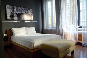 Loft w/ Alcove - I'zaz (Istanbul)