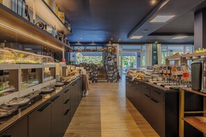 Desayuno buffet incluido todos los días