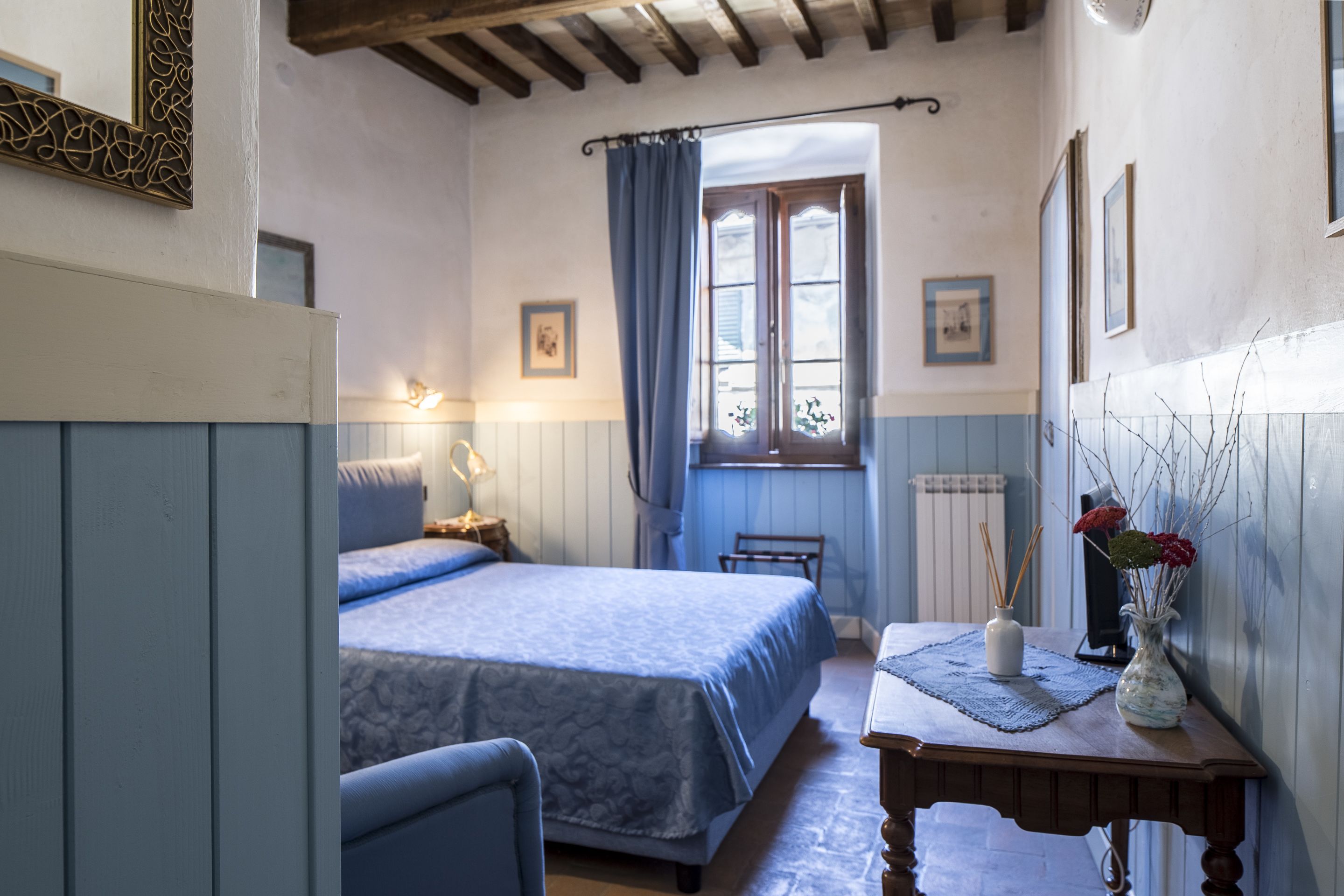 standard room | down duvets, in-room safe, individually decorated