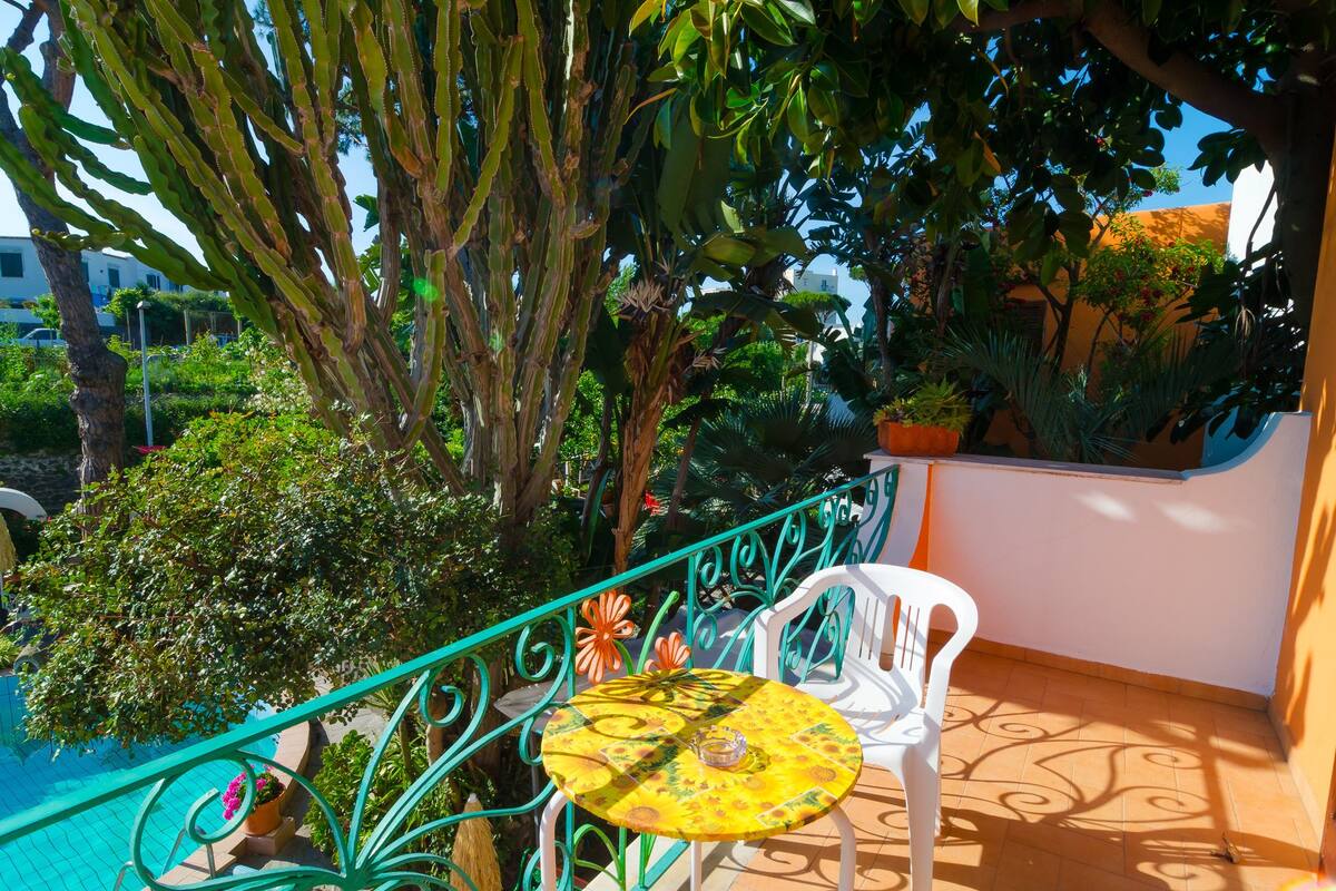 Standard Double Room, Garden View | Balcony