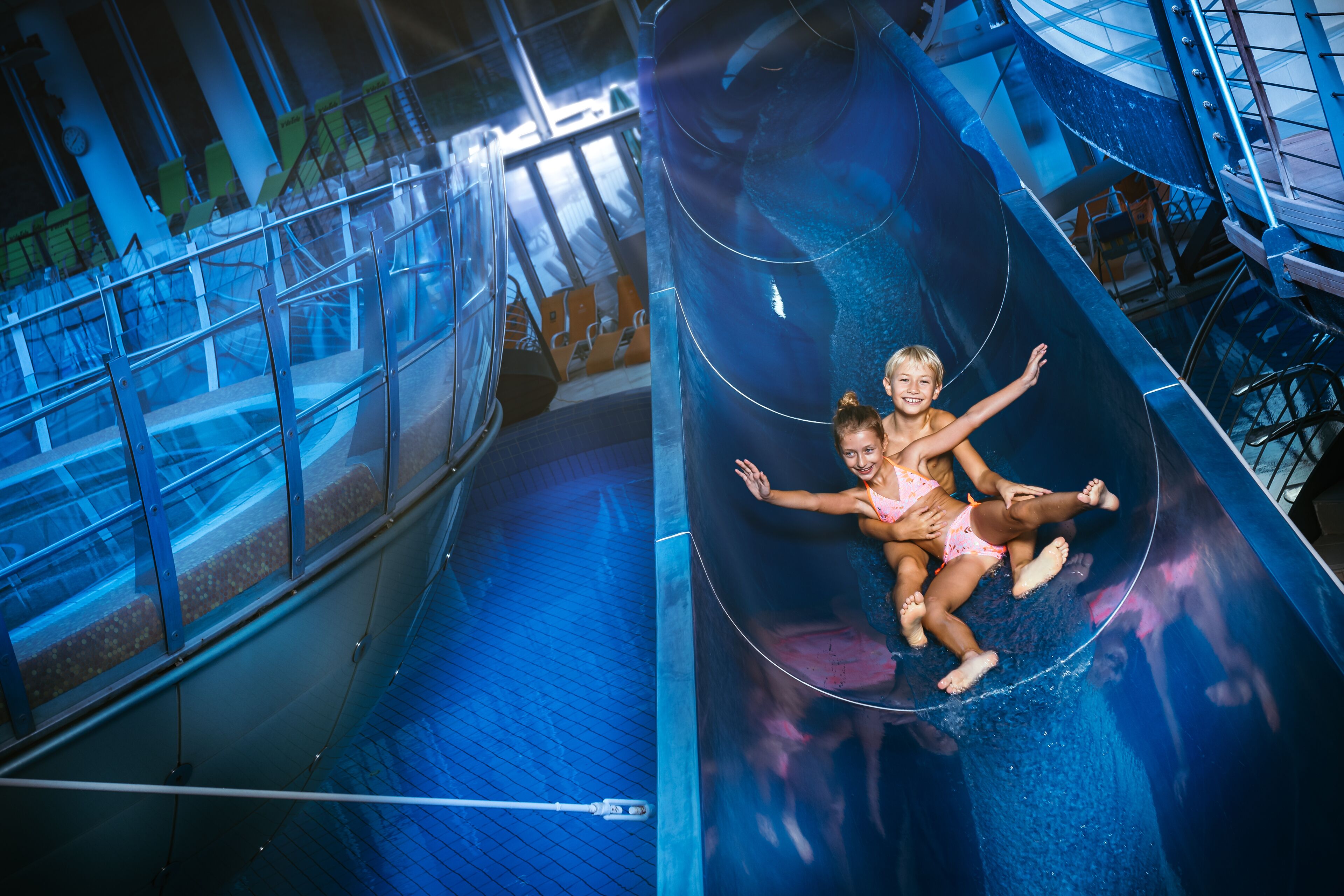 indoor pool, outdoor pool, open 9 am to 9 pm, pool loungers