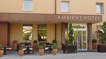 Entrada al alojamiento