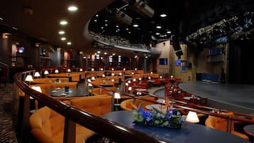 3 restoran, kahvaltı, öğle yemeği sunulur, uluslar arası mutfak