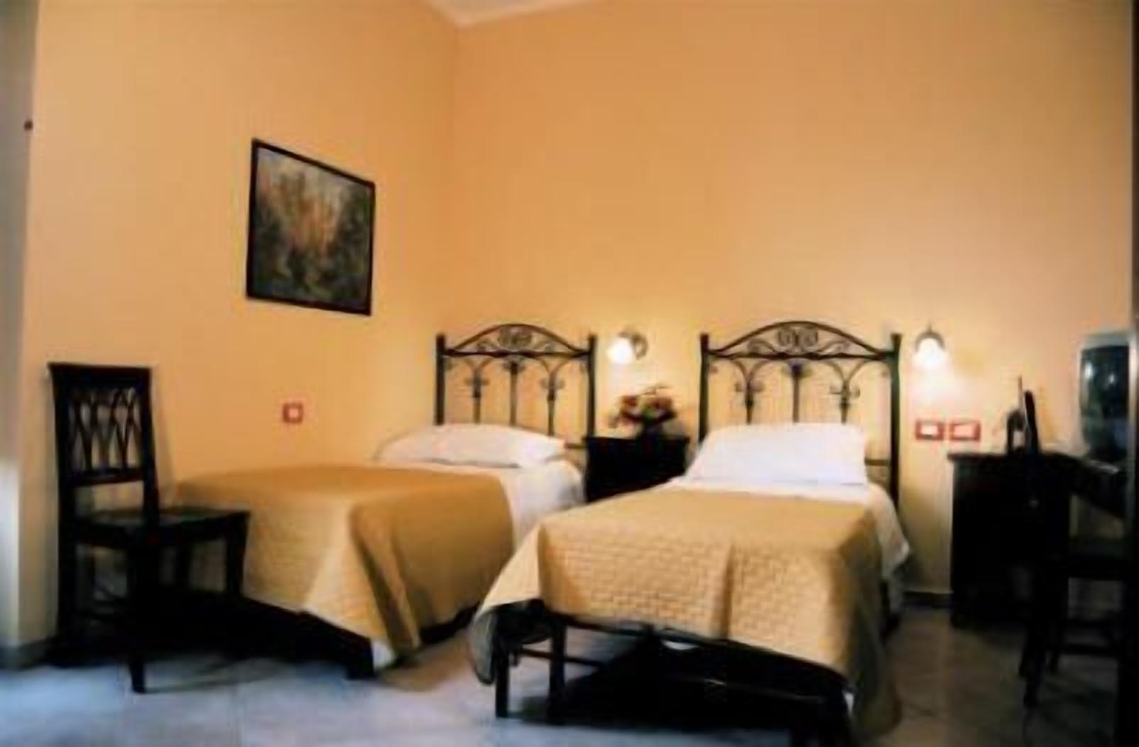 desk, cots/infant beds, rollaway beds, free wifi