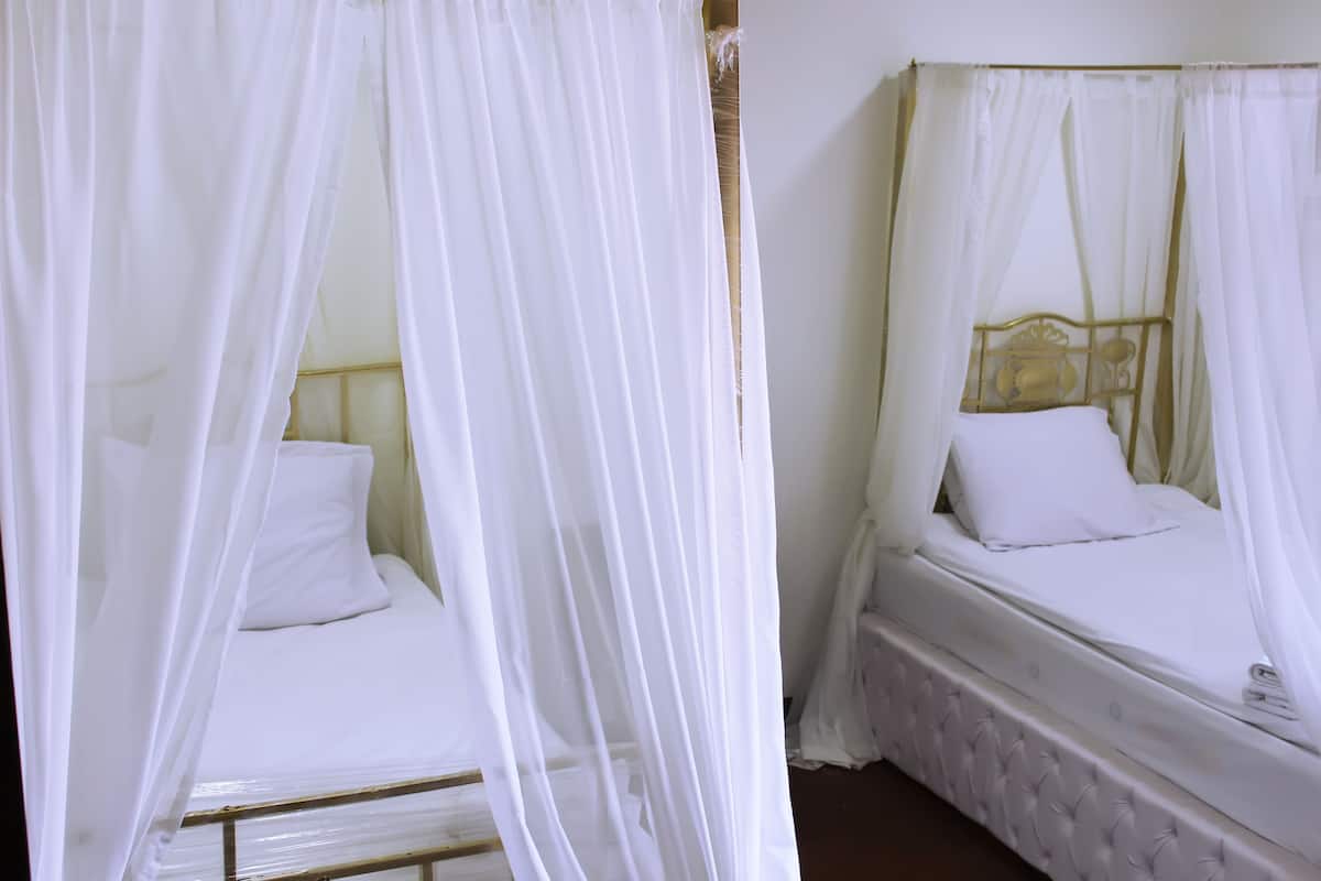 Deluxe Triple Room | In-room safe, soundproofing, iron/ironing board, free WiFi