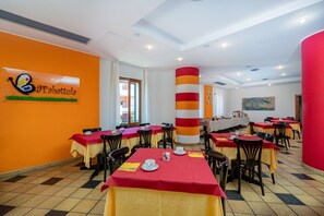 Free daily buffet breakfast - Marinaro (Santa Teresa di Gallura)