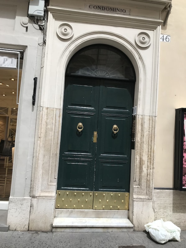 Entrée de l’hébergement