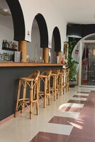 Bar (en la propiedad)