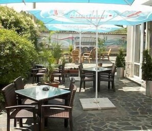 Outdoor dining - Galant (Sofia)