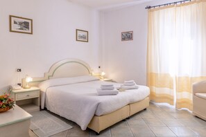 Double or Twin Room | Minibar, desk, blackout curtains, free WiFi - Cavour (Olbia)