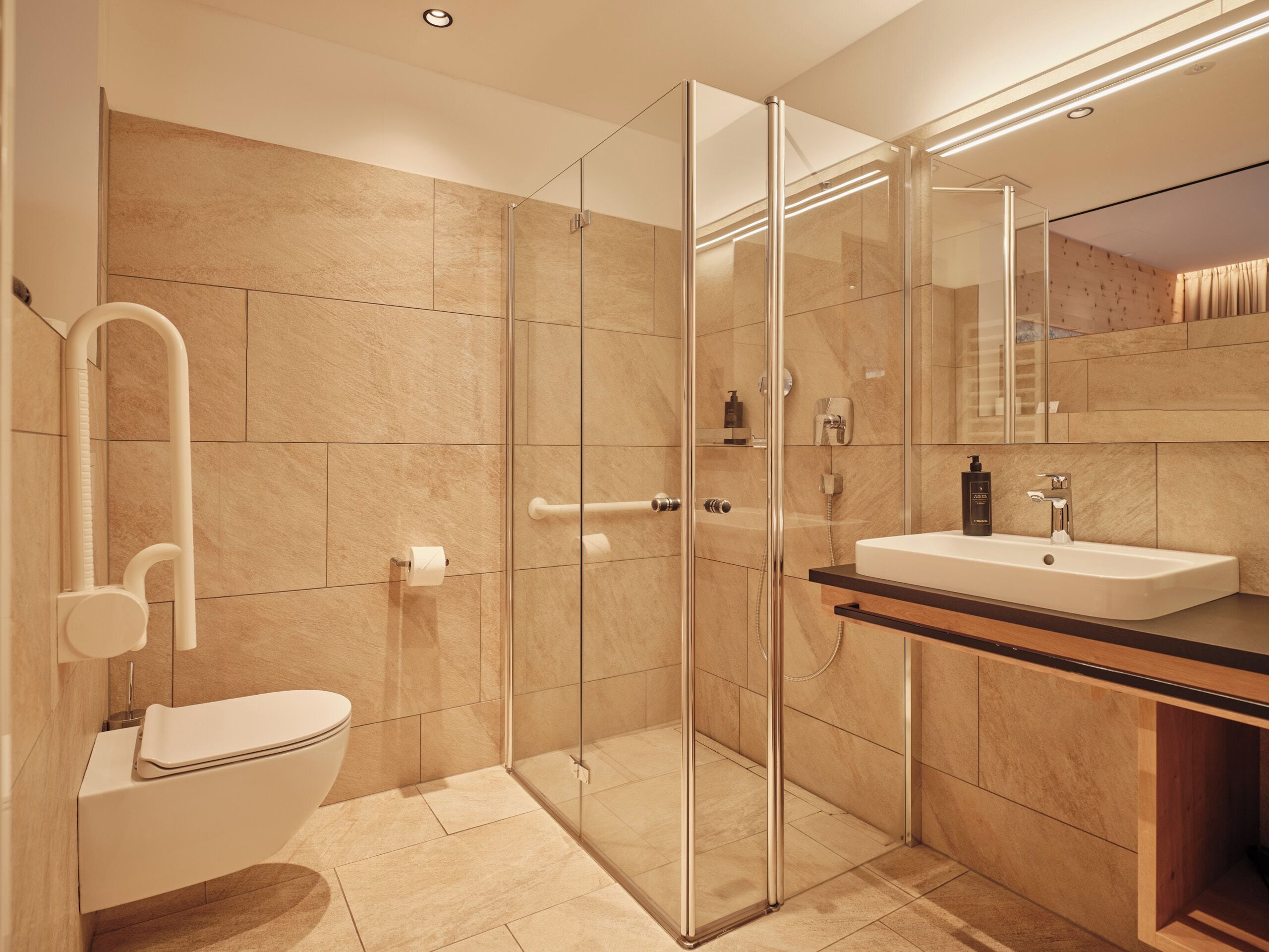 Standard Single Room | Bathroom