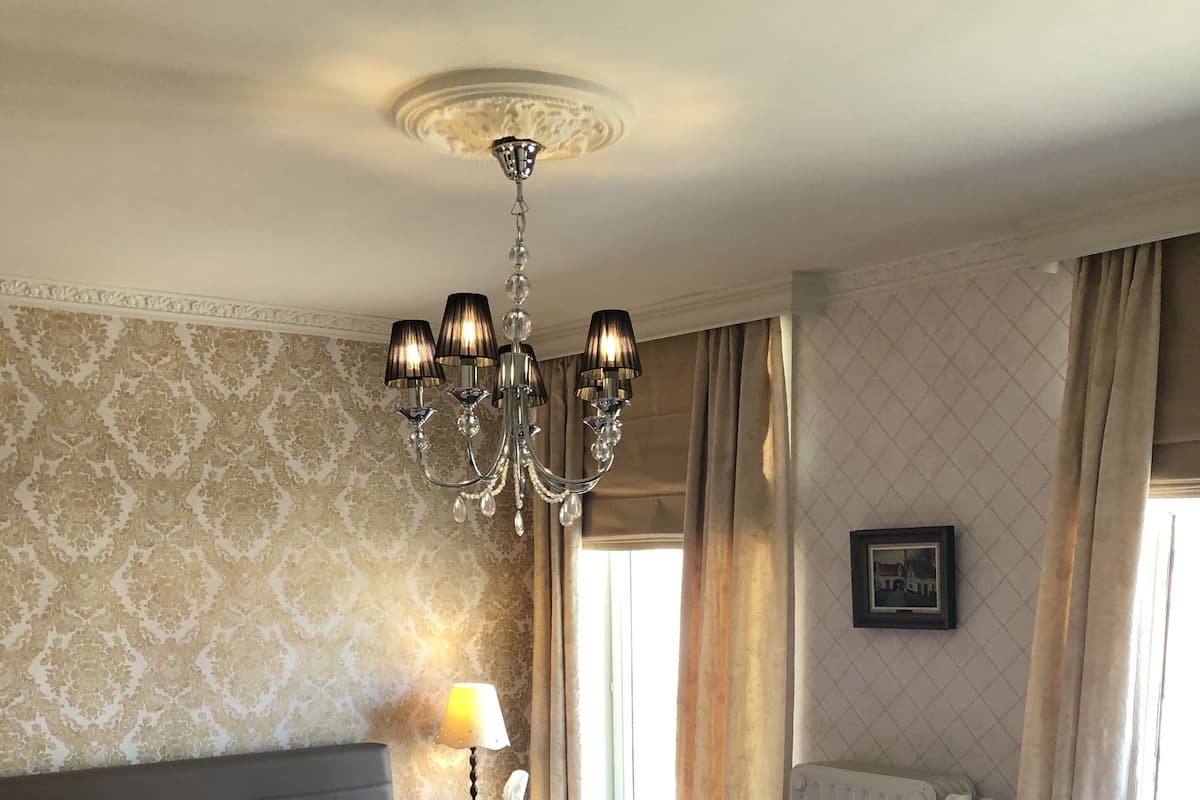 Deluxe tweepersoonskamer, 1 queensize bed, niet-roken, uitzicht op rivier | 1 slaapkamer, lakens van Egyptisch katoen, hypoallergeen beddengoed