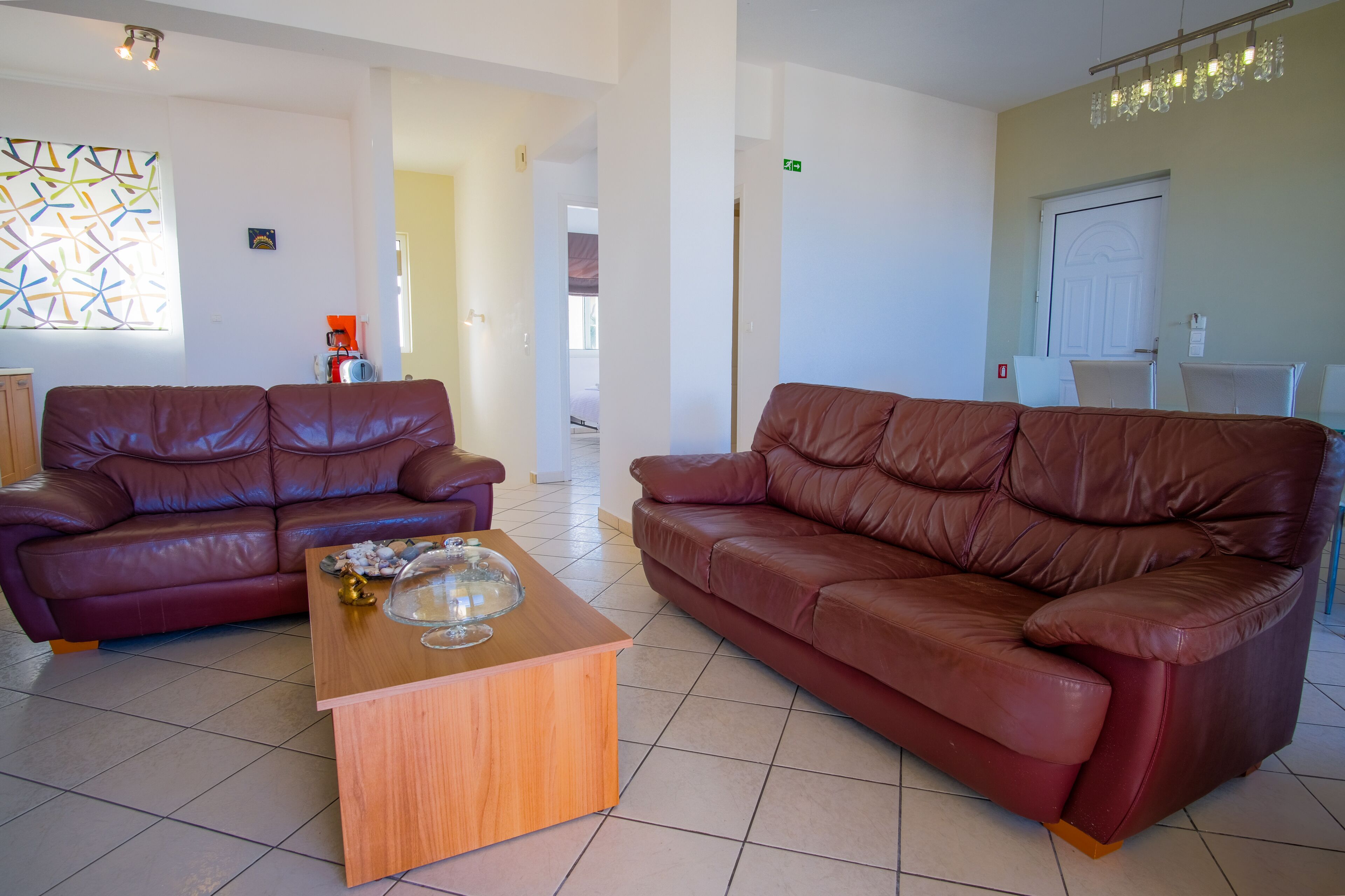 30-inch lcd tv with satellite channels, tv, dvd player