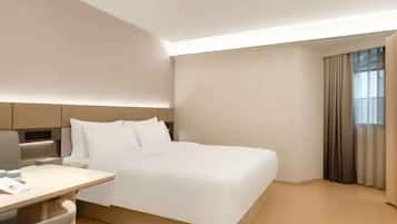 Doppia Deluxe | Cassaforte in camera, una scrivania, postazione laptop, insonorizzazione