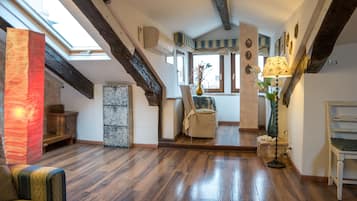 Chambre Familiale, salle de bains privée