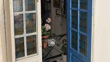 Free wired internet, bed sheets