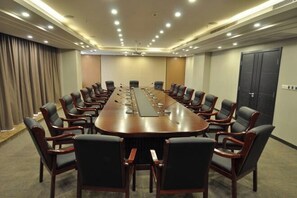 Meeting facility - International Commercial Affairs Building (Weihai Liugong Island Pier) (Weihai)