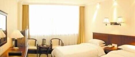 Desk, iron/ironing board, cots/infant beds, WiFi