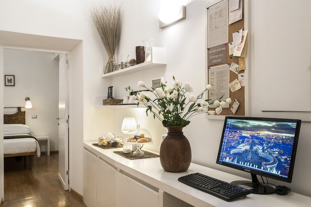 Arco del Lauro B&B by null