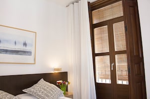 1 habitación y caja de seguridad en la habitación