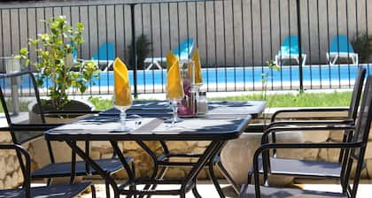 Logis HĂŽtel Acotel