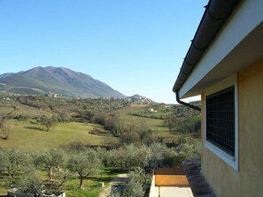 Premium Apartment, 1 Bedroom, Annex Building | Mountain view