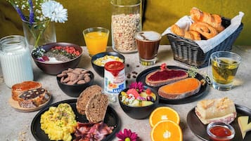 Frukostbuffé varje dag mot avgift
