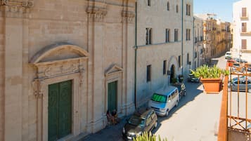 Façana frontal de l'allotjament