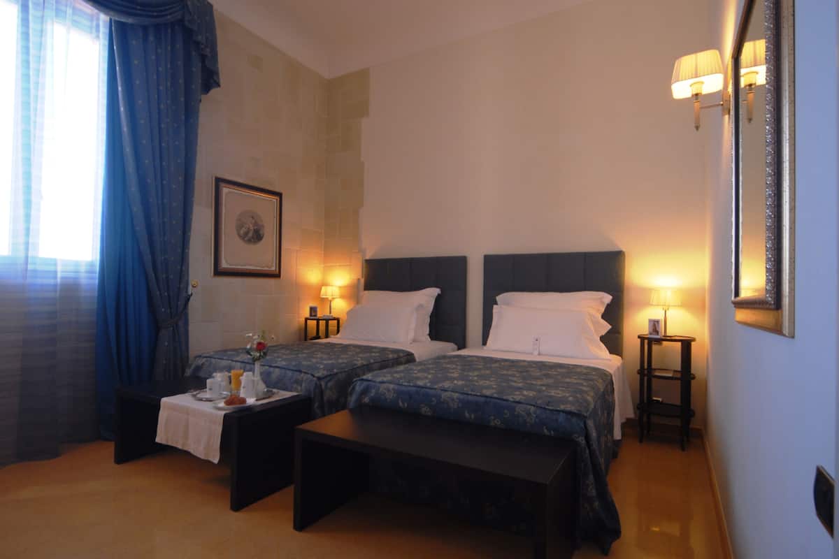 minibar, in-room safe, desk, blackout curtains