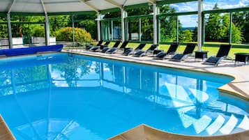 Piscine couverte