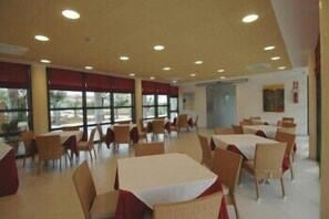 Dining - Elaia Garden Hotel (Sperlonga)