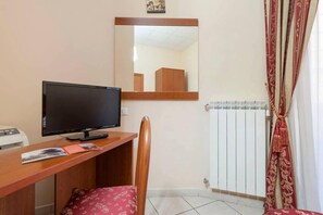 Doppia Comfort, 1 letto matrimoniale, bagno in camera | Servizio della camera