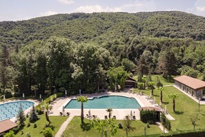 3 indoor pools, 5 outdoor pools