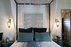 Literie de qualité supérieure, décoration personnalisée, Wi-Fi gratuit