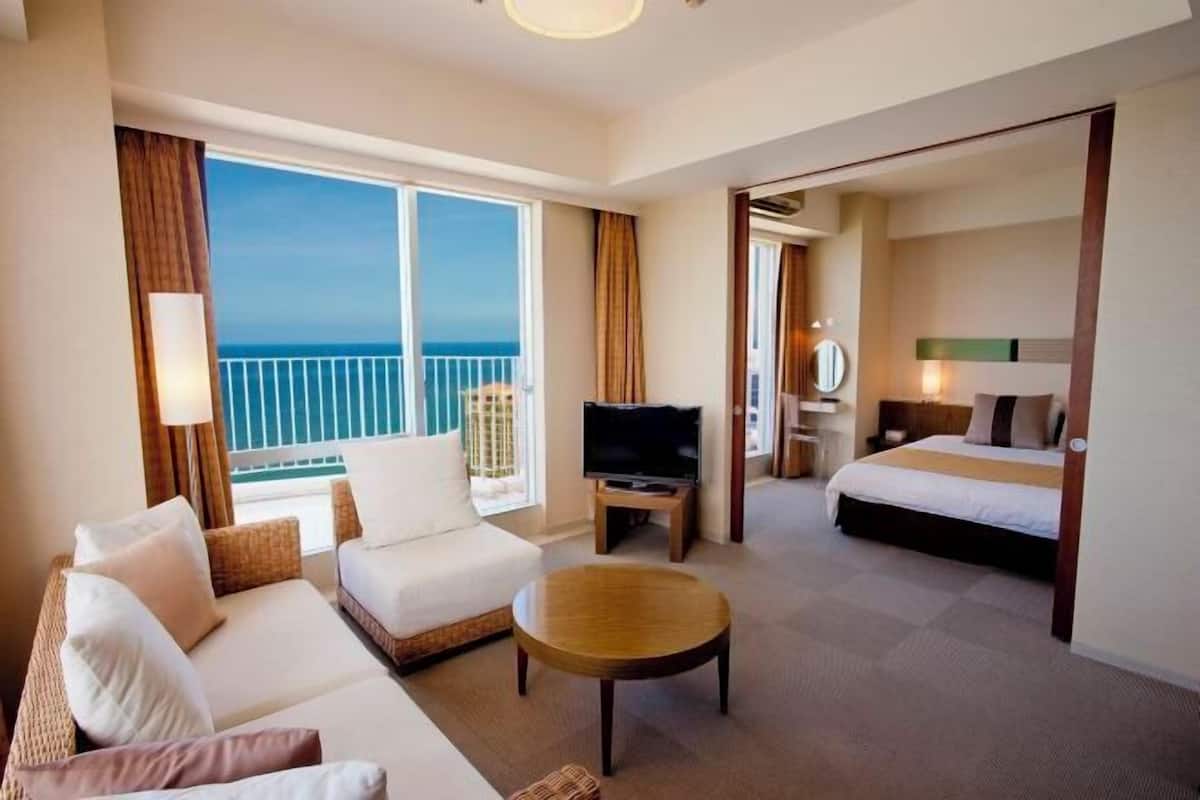 In-room safe, blackout curtains, iron/ironing board, free WiFi